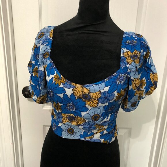B•O•G Collective Floral Puff Sleeve Crop Top Medium Blue & Yellow NWT - Picture 6 of 8
